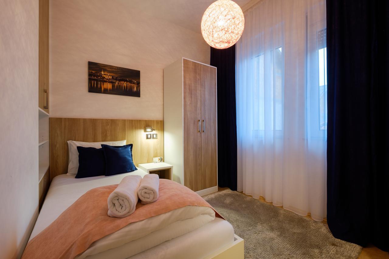 Airport Hotel Garni เบลเกรด ภายนอก รูปภาพ
